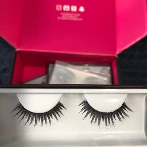 Huda Beauty Coco Jo #14 Classic Lash